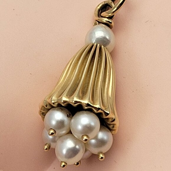 14K Textured Three Dimensional Bell Charm Pendant Dangle Cluster Of Six Pearls - Picture 2 of 6